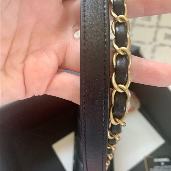 ❌sold❌Chanel Caviar Filigree Medium Flap GHW - Picture 3 of 15